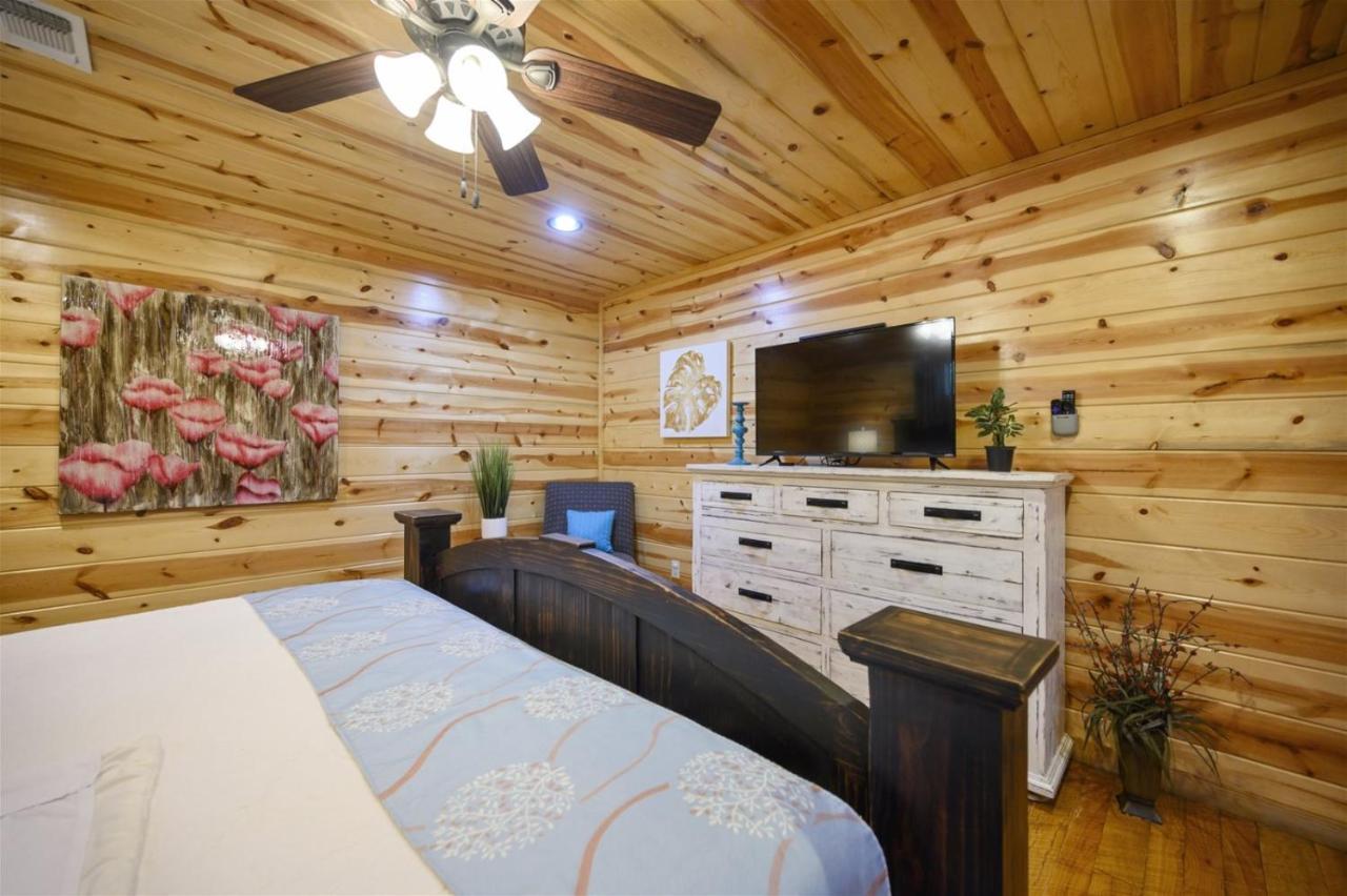 Shear Pleasure Villa โบรคเคนโบว์ ภายนอก รูปภาพ